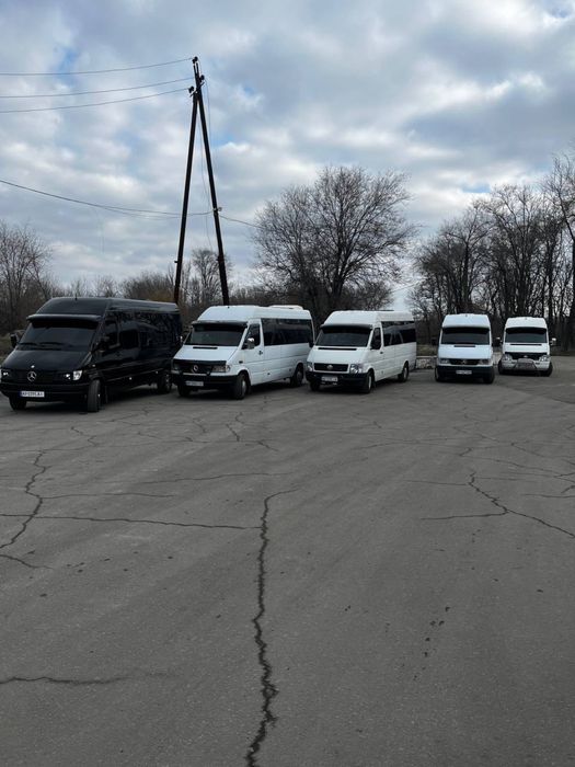 Доставка сотрудников . Автобус 18 мест. Микроавтобус