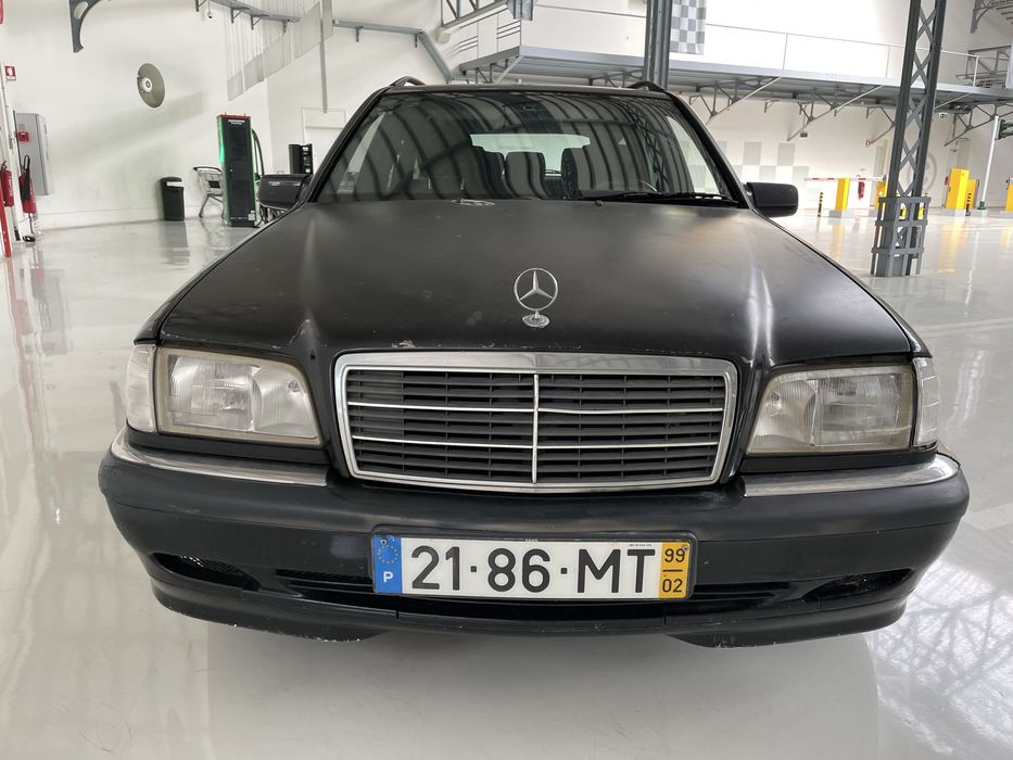 Mercedes carrinha c 180