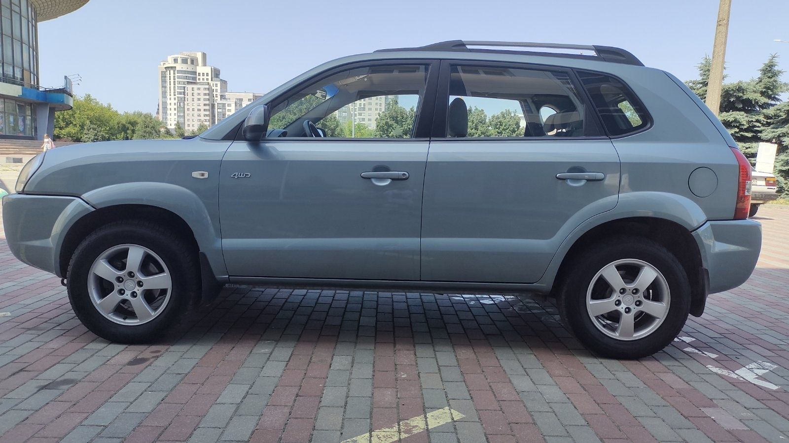 Hyundai tucson 2005 г.