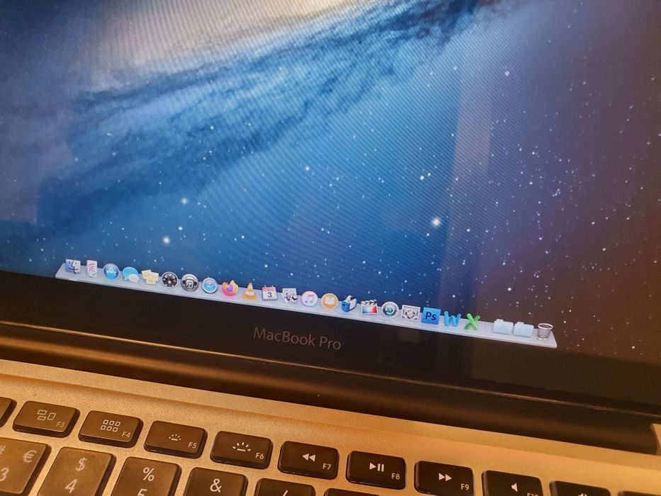 Apple macbook pro