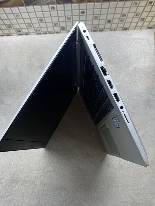 Laptop Hp hen-112C Elitebook 830 G5