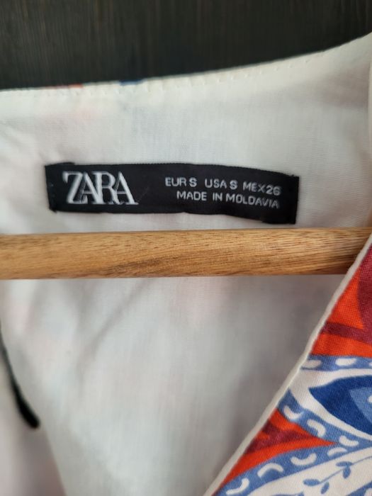 Очень красивое платье Zara