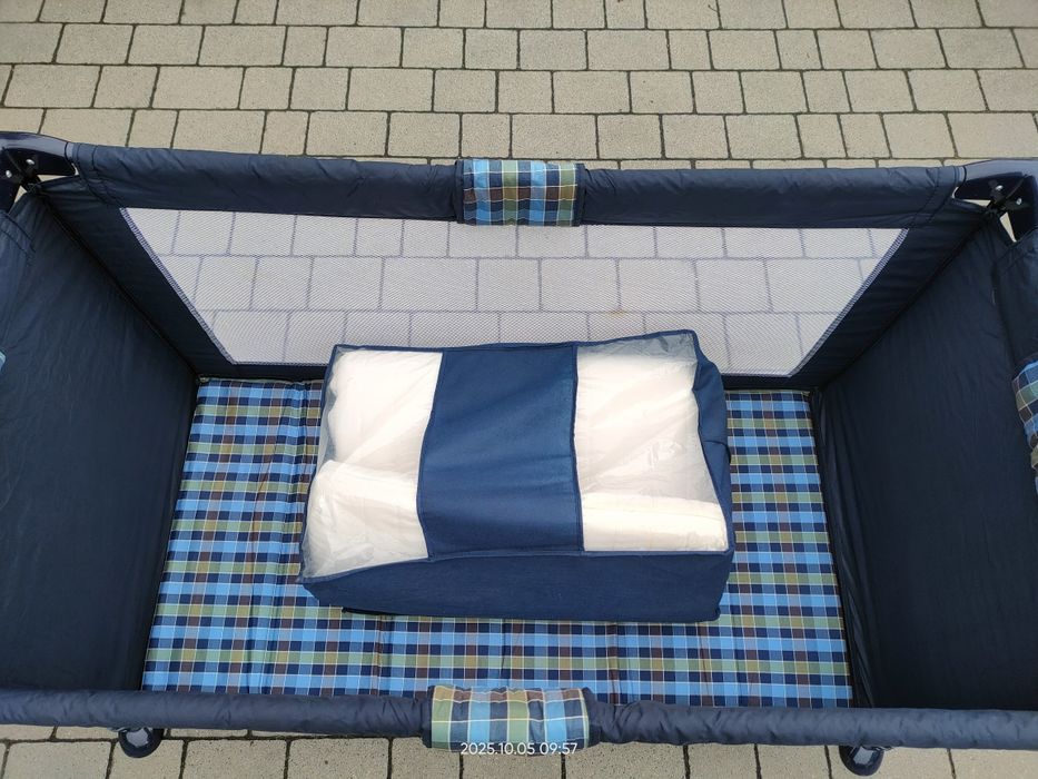 Łóżeczko turystyczne