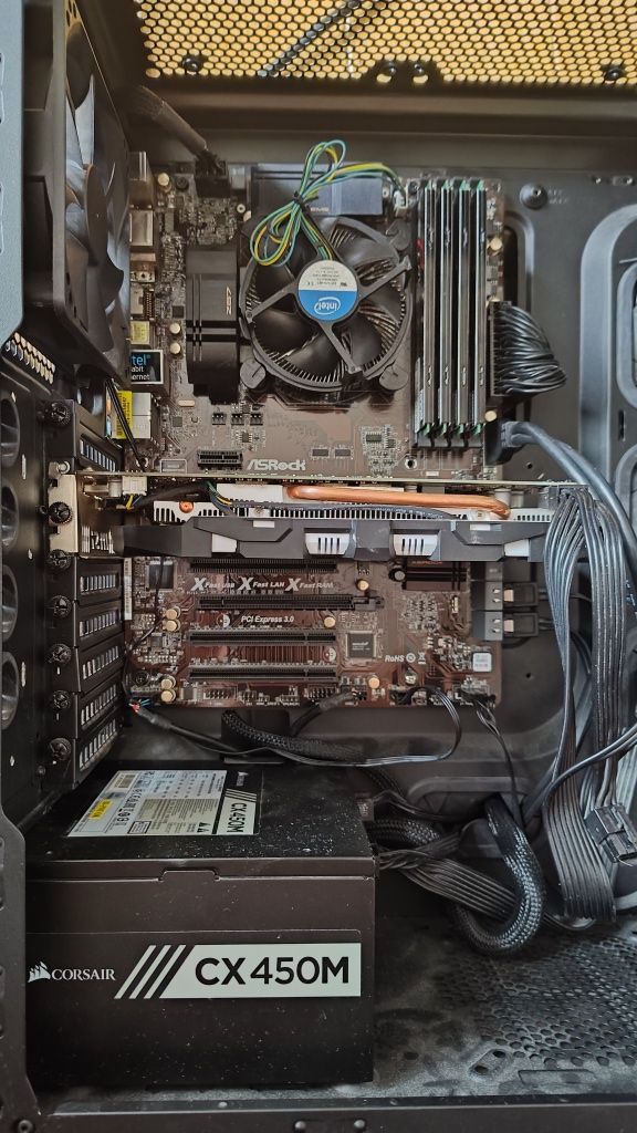 Zestaw gamingowy GTX 1060 i5 AsRock Intel Z87 Corsair Fujitsu komputer