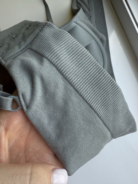 Ліфчик, бюстгалтер h&m в кольорі хакі