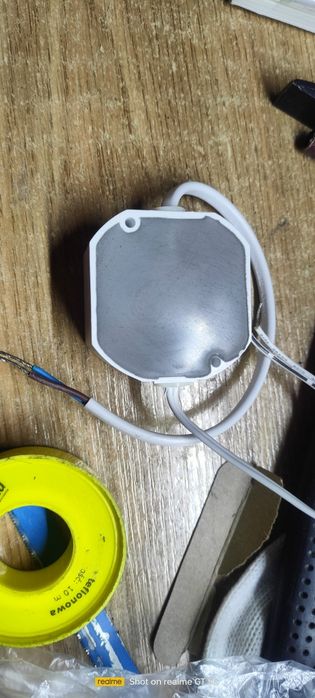 Zasilacz dopuszkowy do taśmy LED 12 v