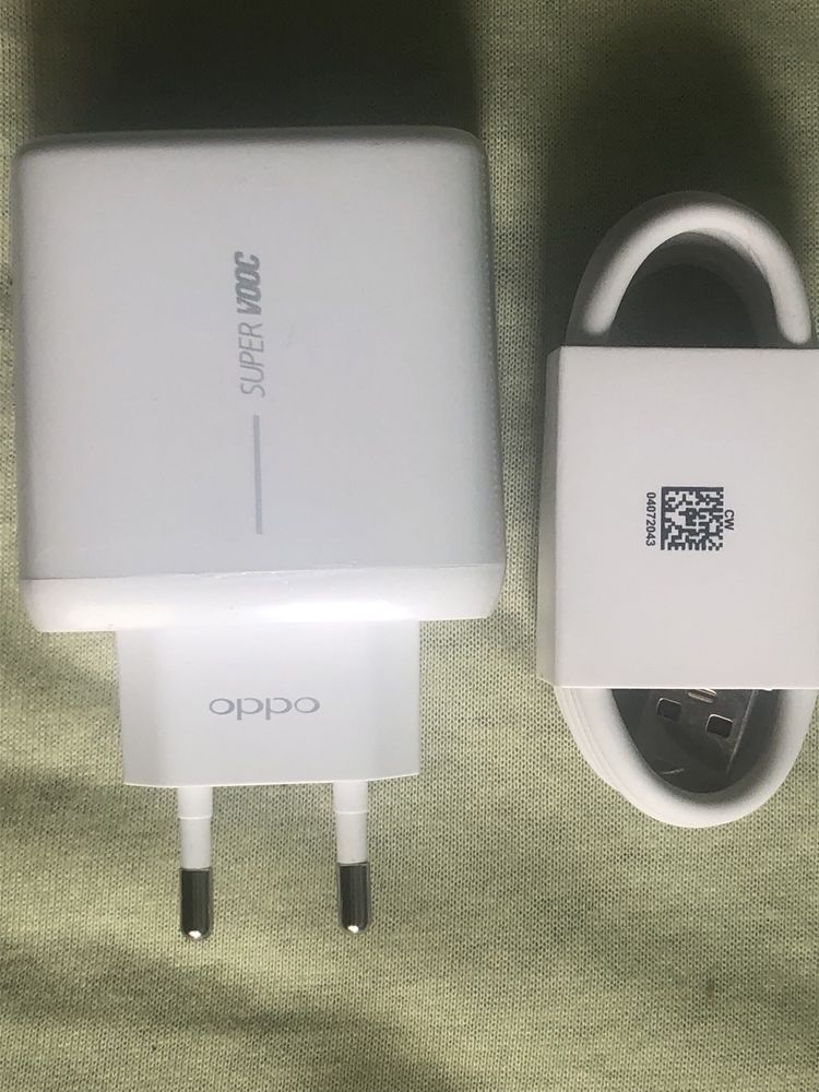 Nowa ładowarka Oppo supervook 65W z przewodem też do Realme itp