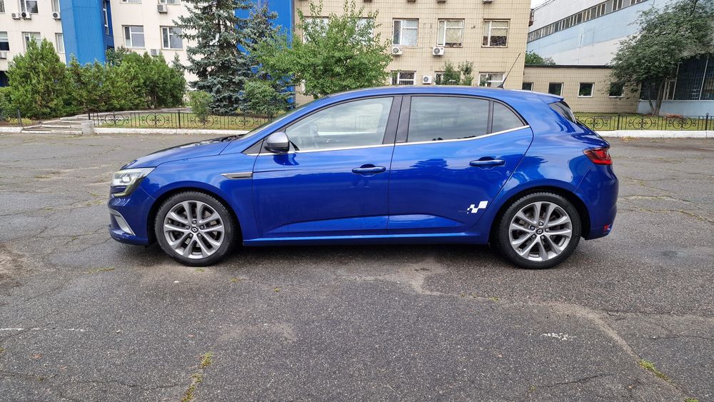 Renault Megane IV GT 1.6 TCE 205 EDC