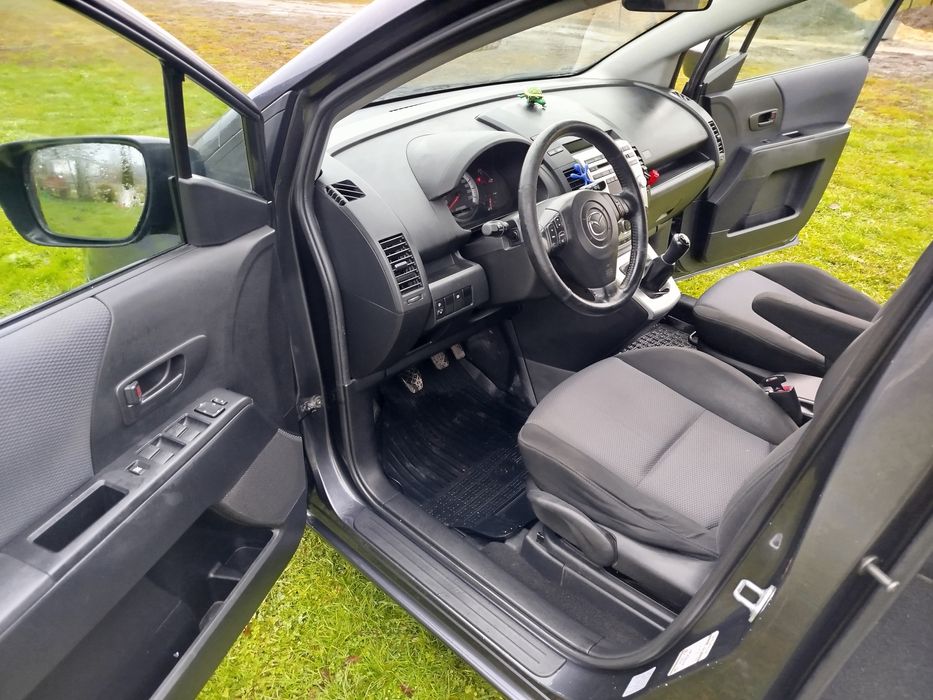 Mazda 5 2005рік 2.0d