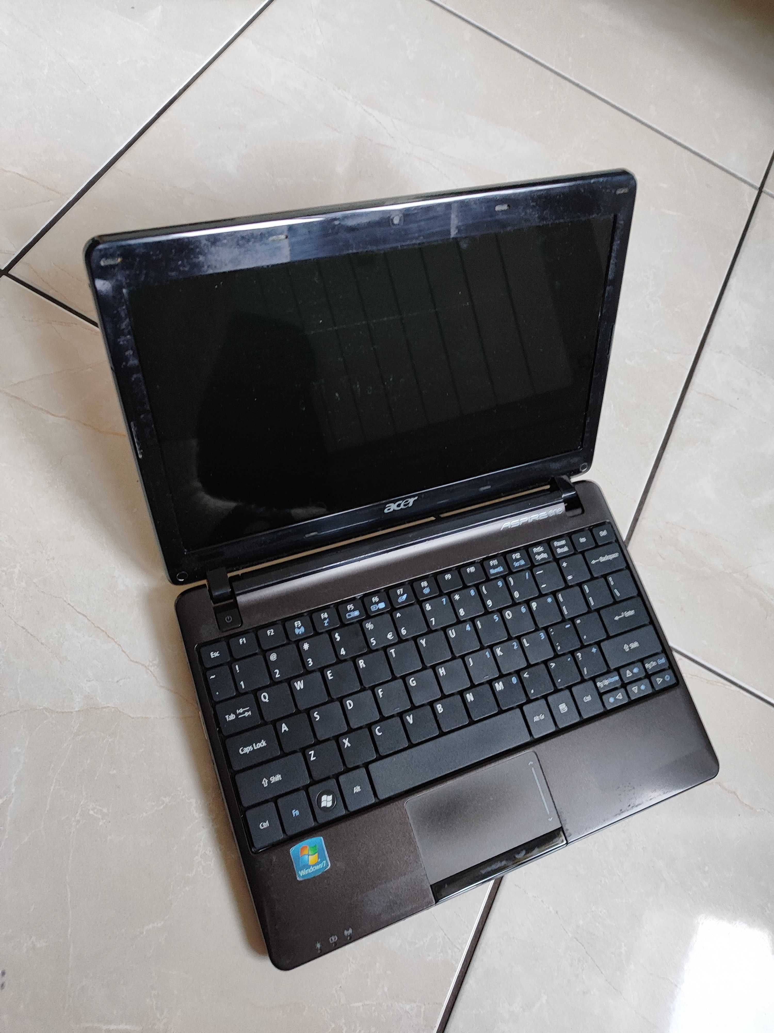 Laptop Acer Aspire One P1VE6