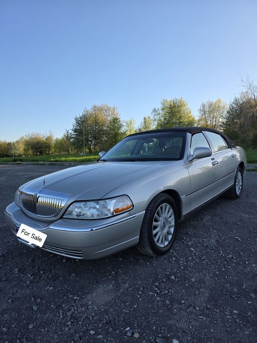Lincoln Town Car Signature 4,6 V8