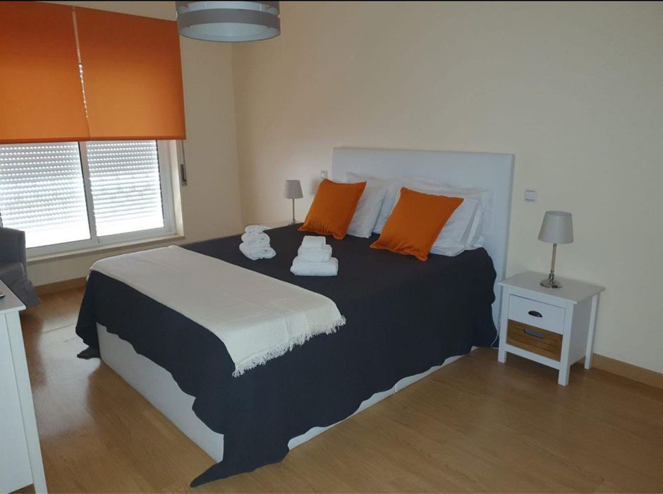 Apartamento T2 para ferias condominio fechado com garagem