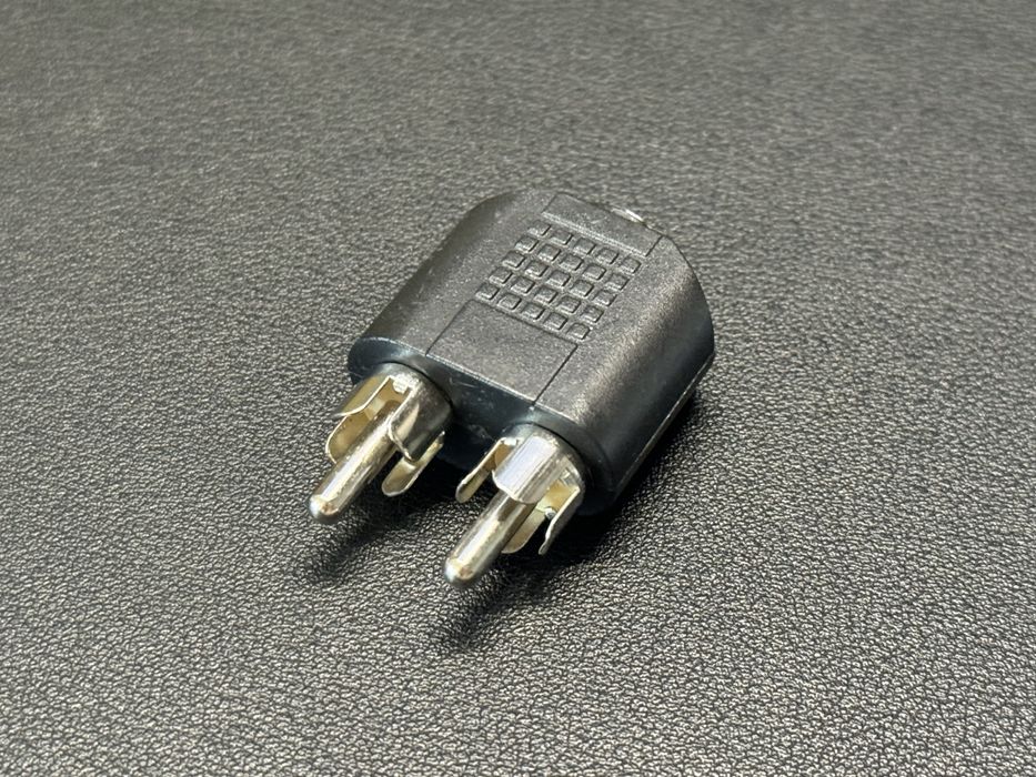 Adapter przejściówka gniazdo AUX na 2 wtyki RCA cinch