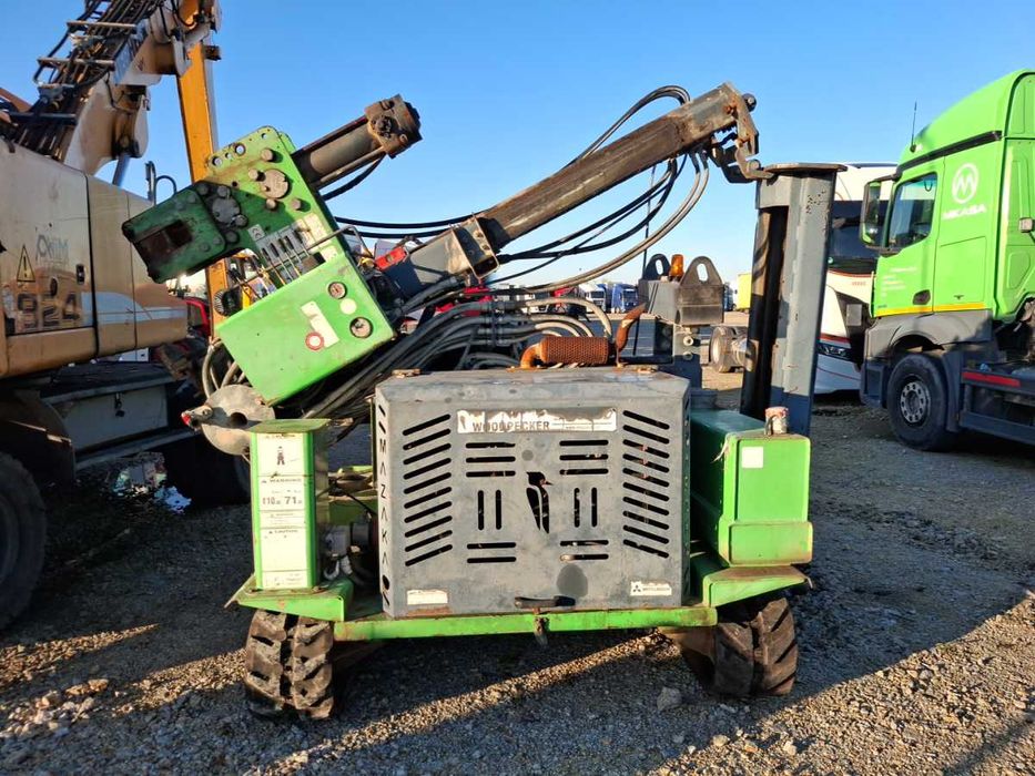 Kafar samojezdny MAZAKA MW1000 – 2017 – 1200 J – palownica