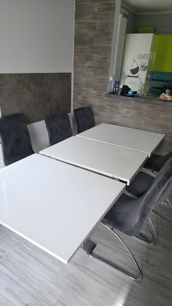 Stół ława duży rozkładamy 150x90 wys 76 .. lakierowany połysk. Krzesła
