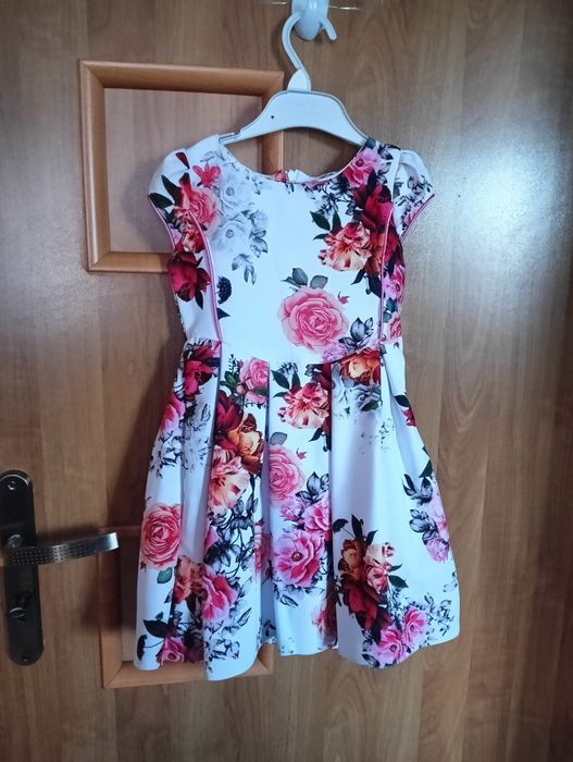 Sukienka kwiaty dziecięca