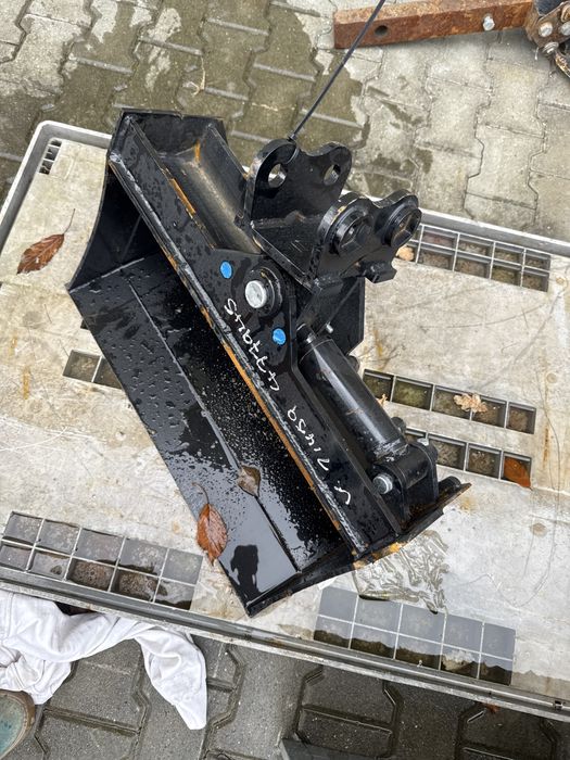 Łyżka do koparki hydrauliczne przechylna 60cm fi 25mm rozstaw 93mm