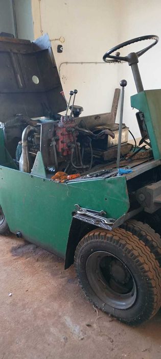 Sprzedam wózek widłowy GPW, silnik perkins