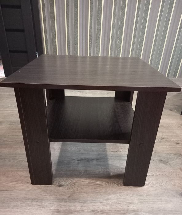 Продам стильний стіл !!!