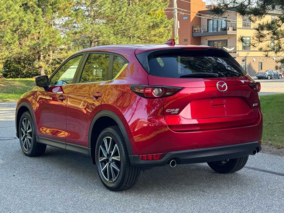 Mazda CX-5 Touring      2018