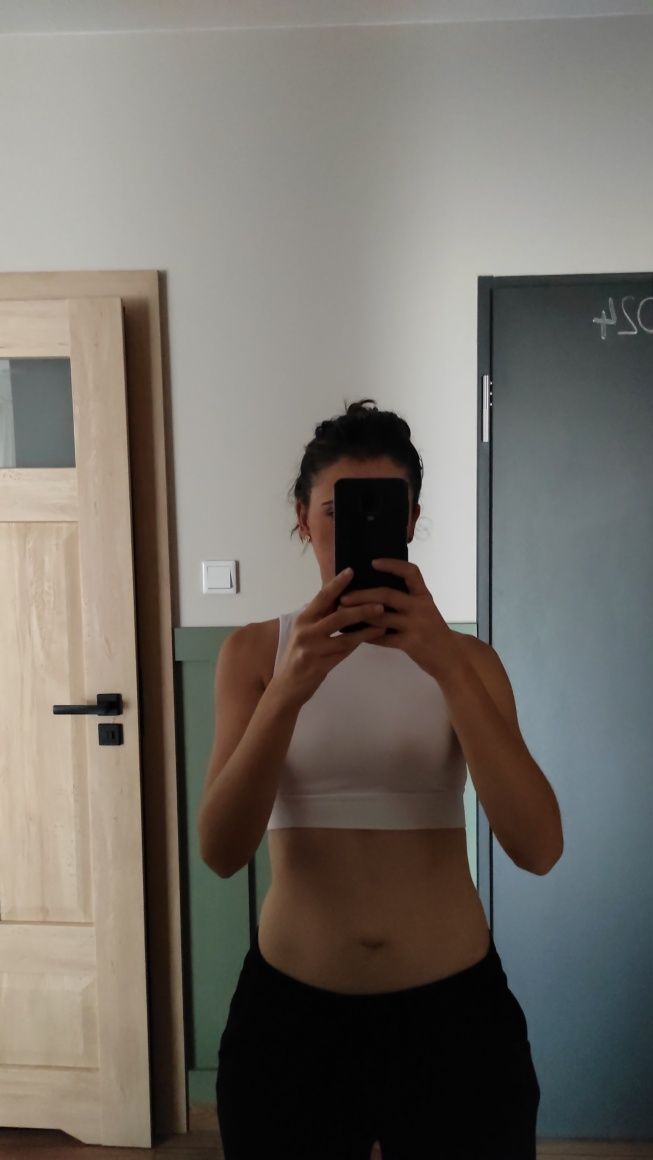 Biały, prążkowany, wiązany z tyłu crop top, S