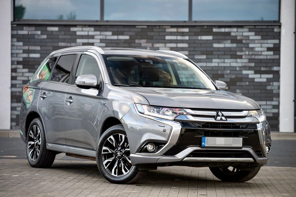 Mitsubishi Outlander Hybryda, Skóry, BiXenon, LED, Kamera 360, ACC, Automat, Ks serwisowa
