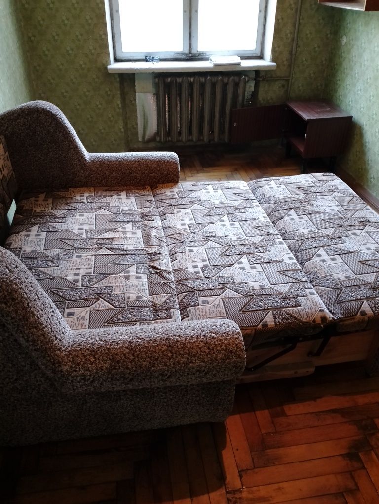 Продам диван новый