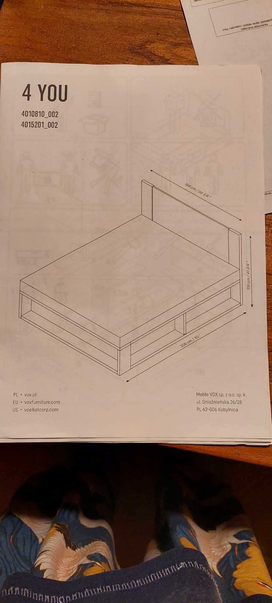 białe łóżko dwuosobowe ze skrzynią i półkami VOX 4you, 160x200