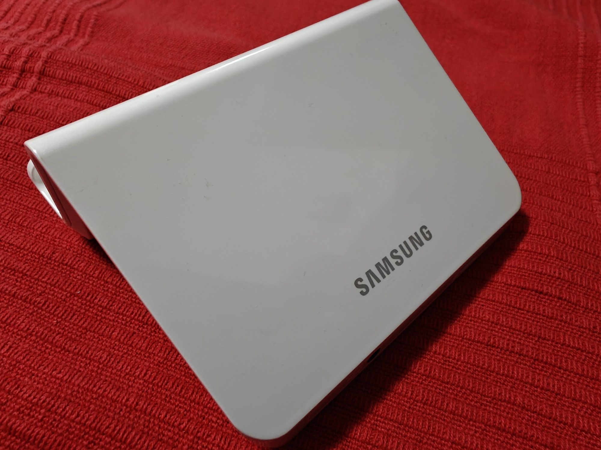 Podstawka Samsung EE-D100TNWE