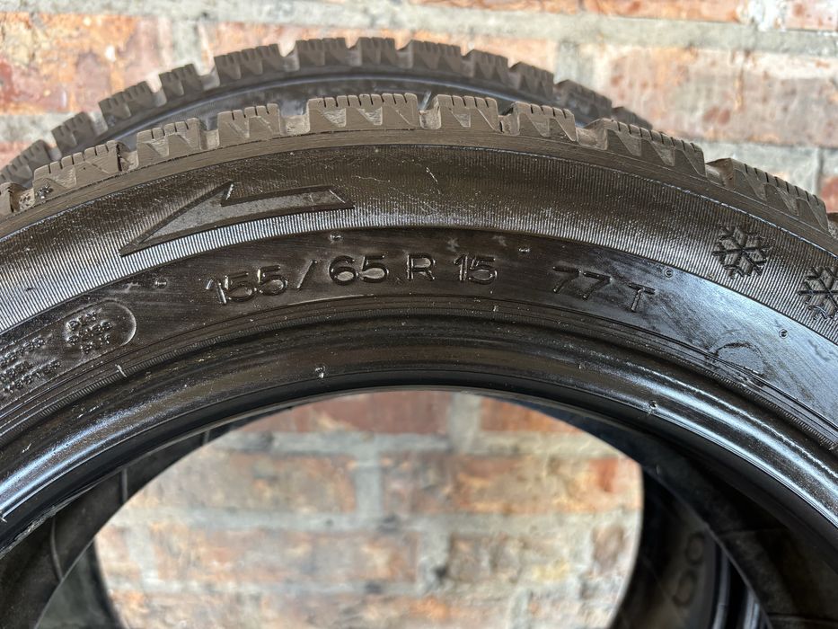 Продам зимние шины резину Michelin r15 155/65