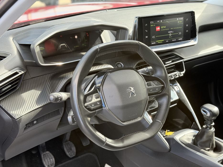 Peugeot 2008 - 1.2 puretech 130