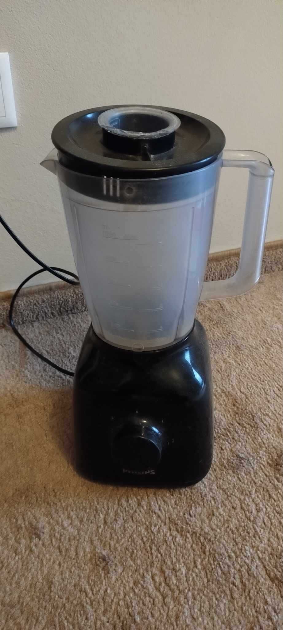 Blender kielichowy PHILIPS HR2104/90 ( sam czarny mechanizm)
