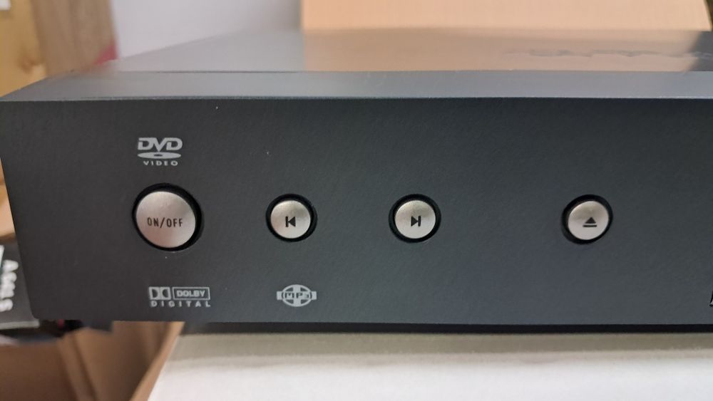 Leitor cd / dvd Grundig Xenaro GDP4200