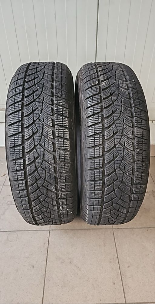 2x Goodyear ultragrip performance +  215/65r17 suv