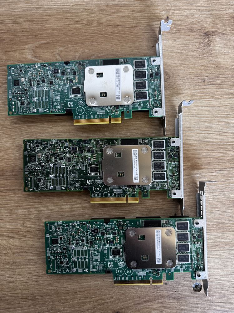 Raid адаптер Dell Perc H740p 8Gb Cash, BBU