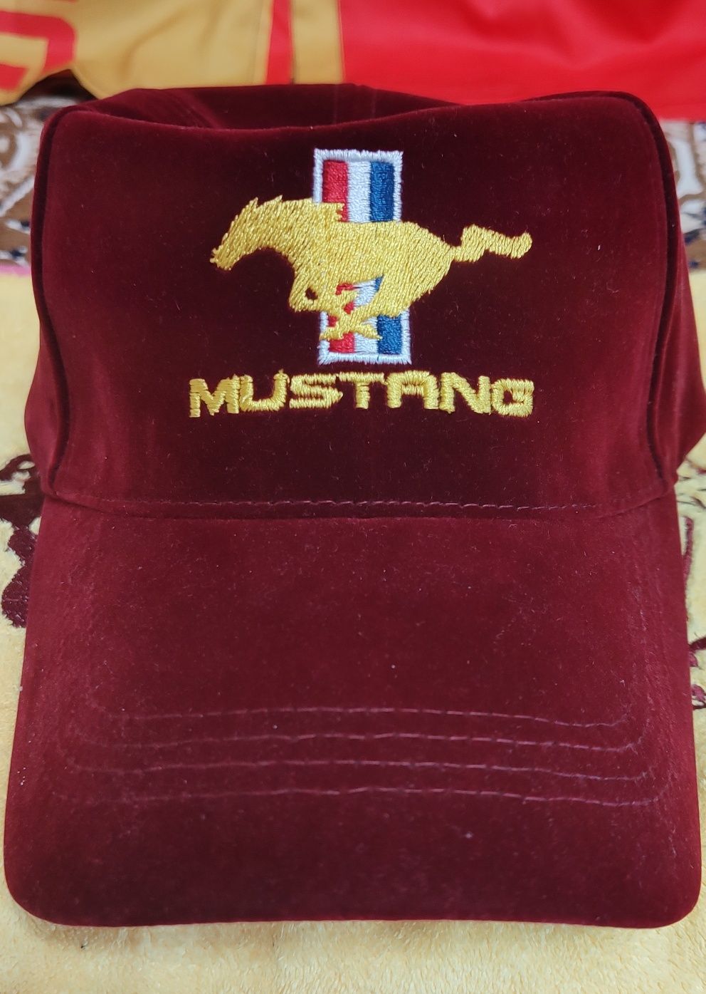 Комплект рубашка, тапки, кепка, панама  с логотипом Мустанг