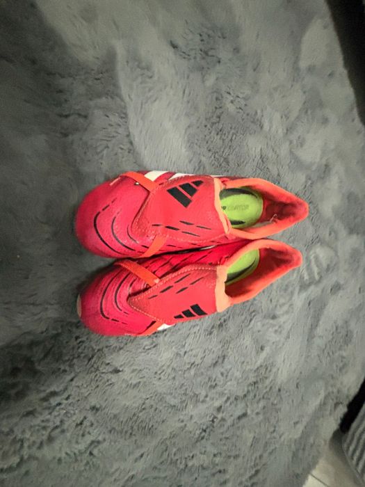 Sprzedam korki Adidas Predator rozm.36
