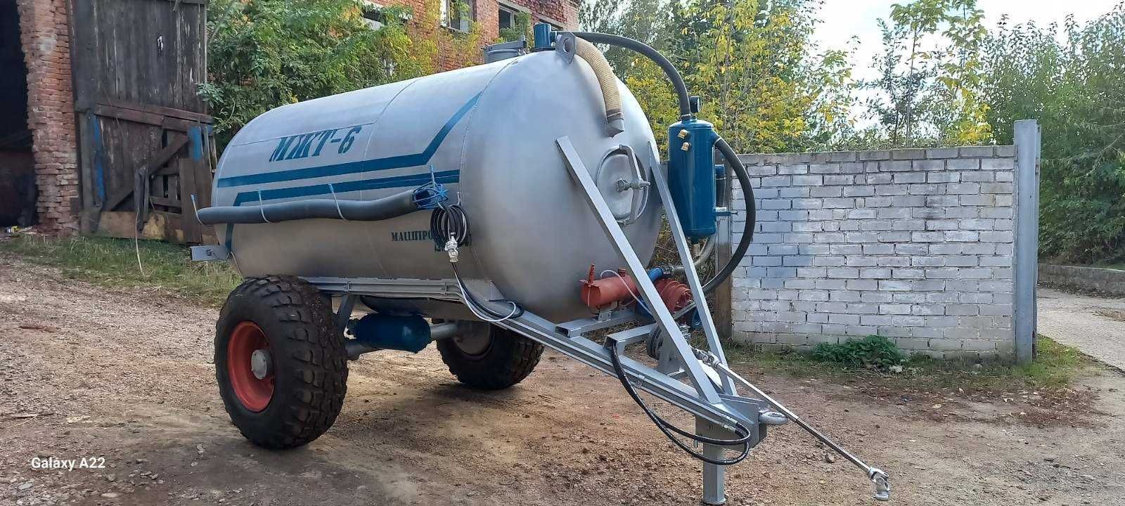 Бочка МЖТ-6 (6м3) навозу/ вакумна з розкидачем/ в наявності