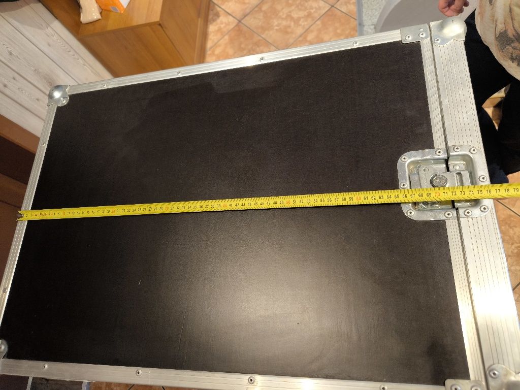 Case rack 19u pojemna skrzynia prawie jak nowa