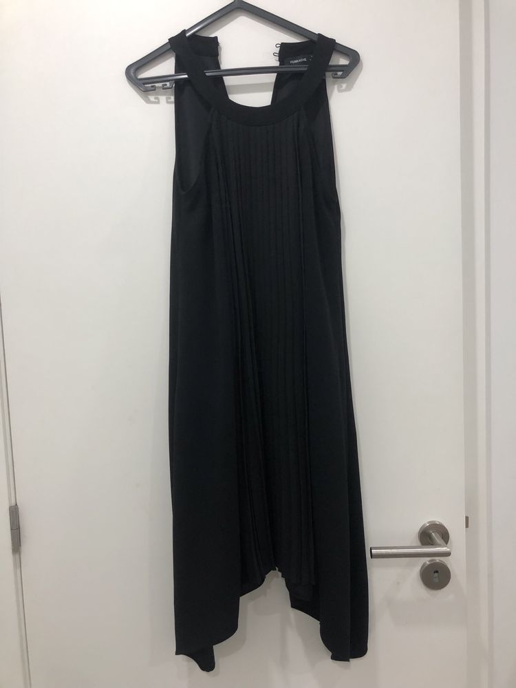 Vestido preto ferrache tamanho M