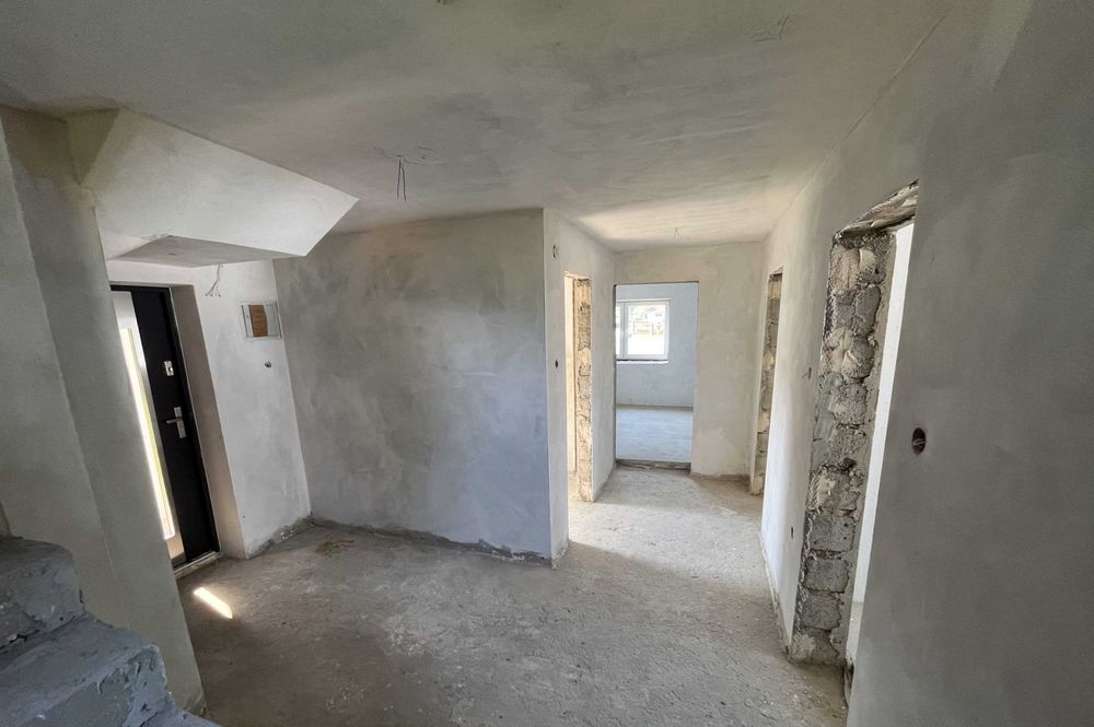 Dom w Sanoku stan deweloperski Kostarowce działka 40 arów Cicha wieś