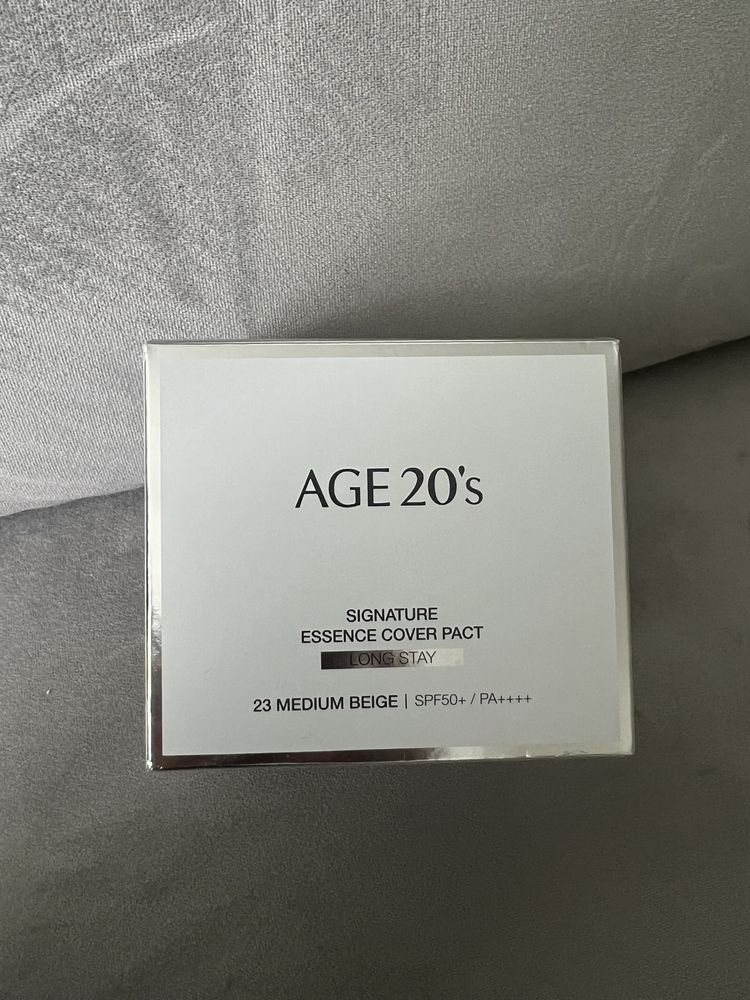 Age 20'S Signature Essence Cover Long Stay #23 Medium Beige