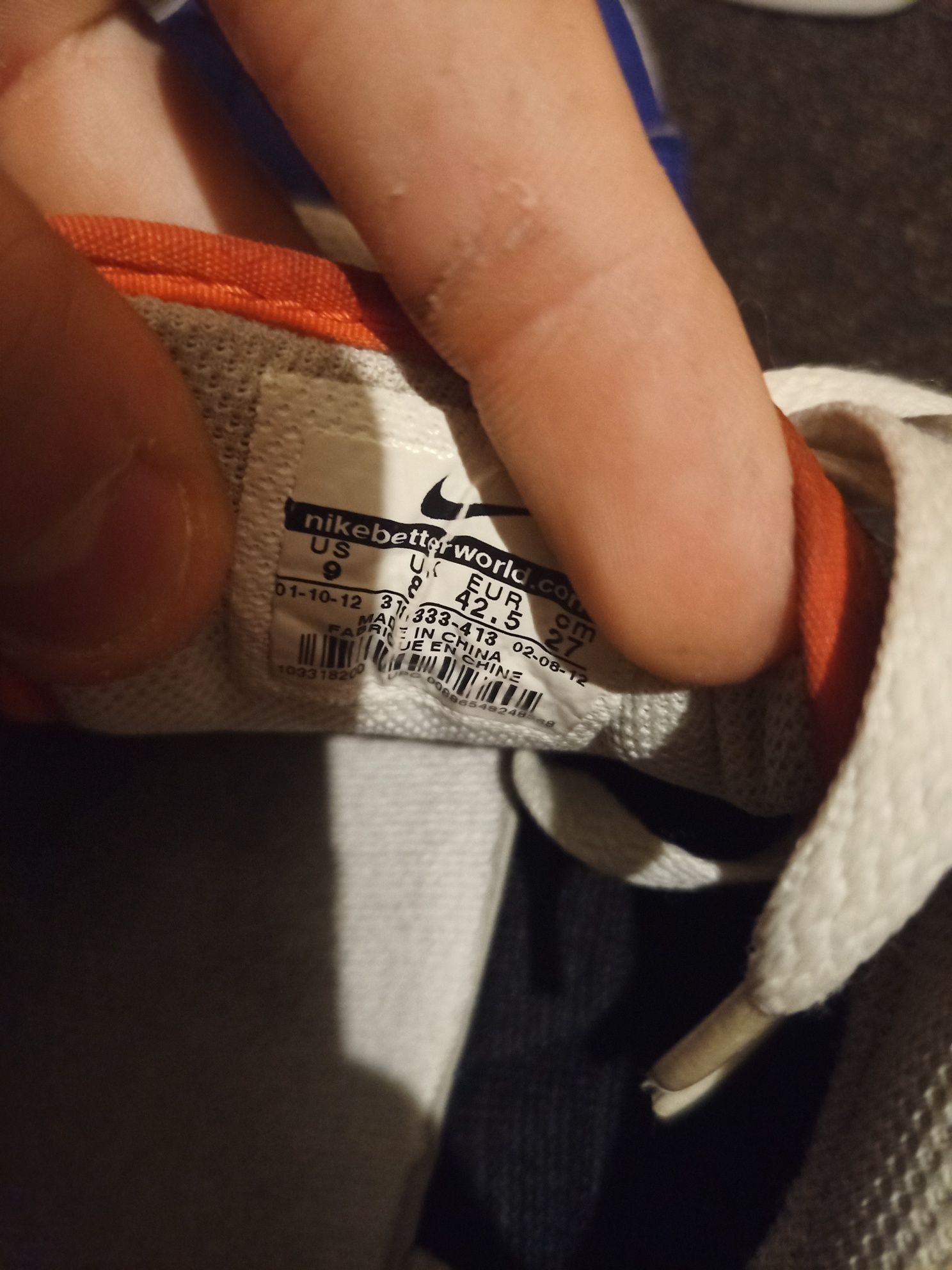 Кросовки    Nike