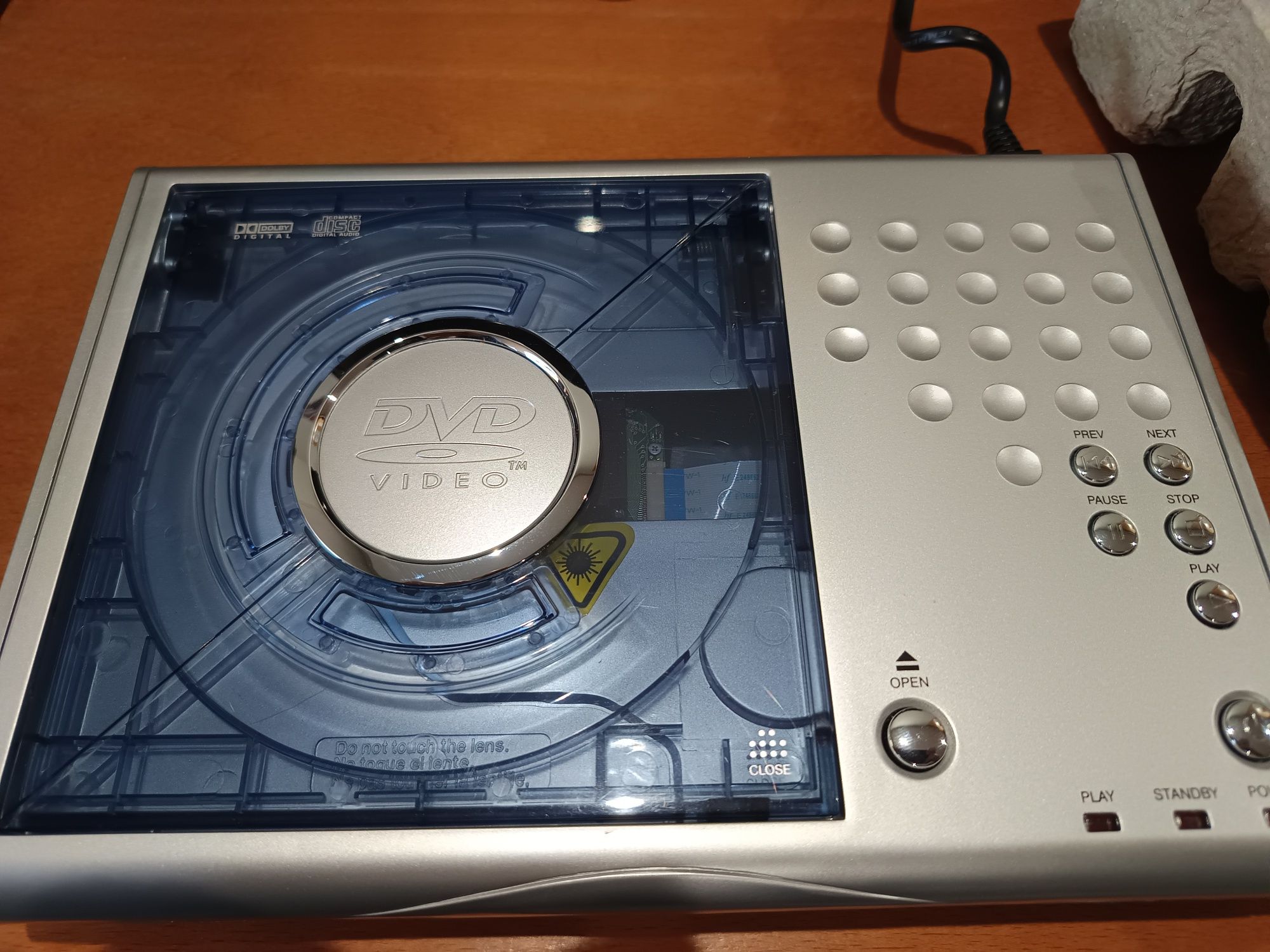 Leitor de CDs praticamente como novo