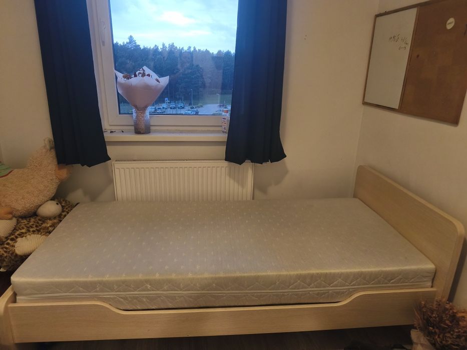 Łóżko jednoosobowe