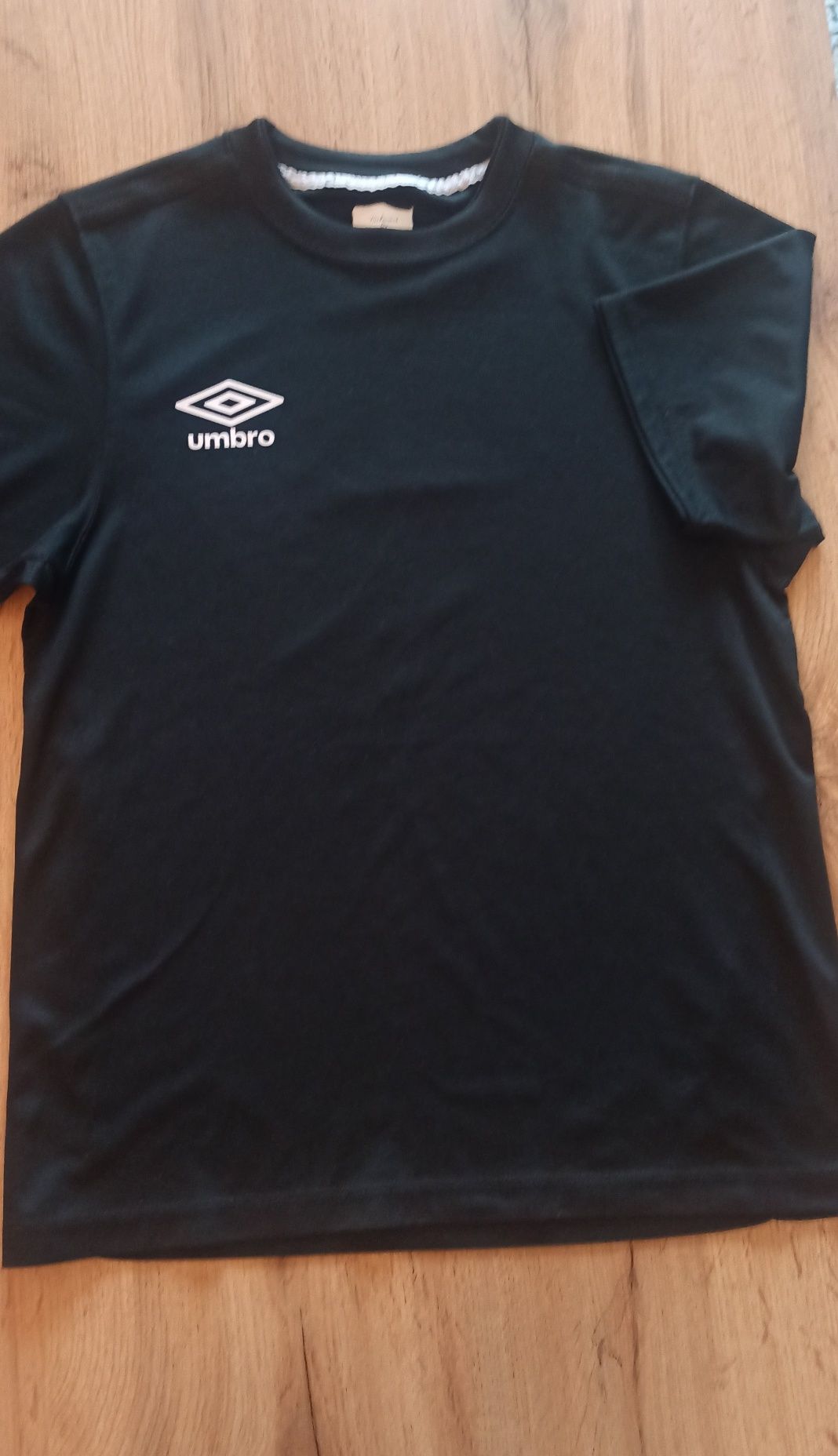 Zestaw 2 sztuk koszulek sportowych męskich hi-tec i umbro rozmiar M