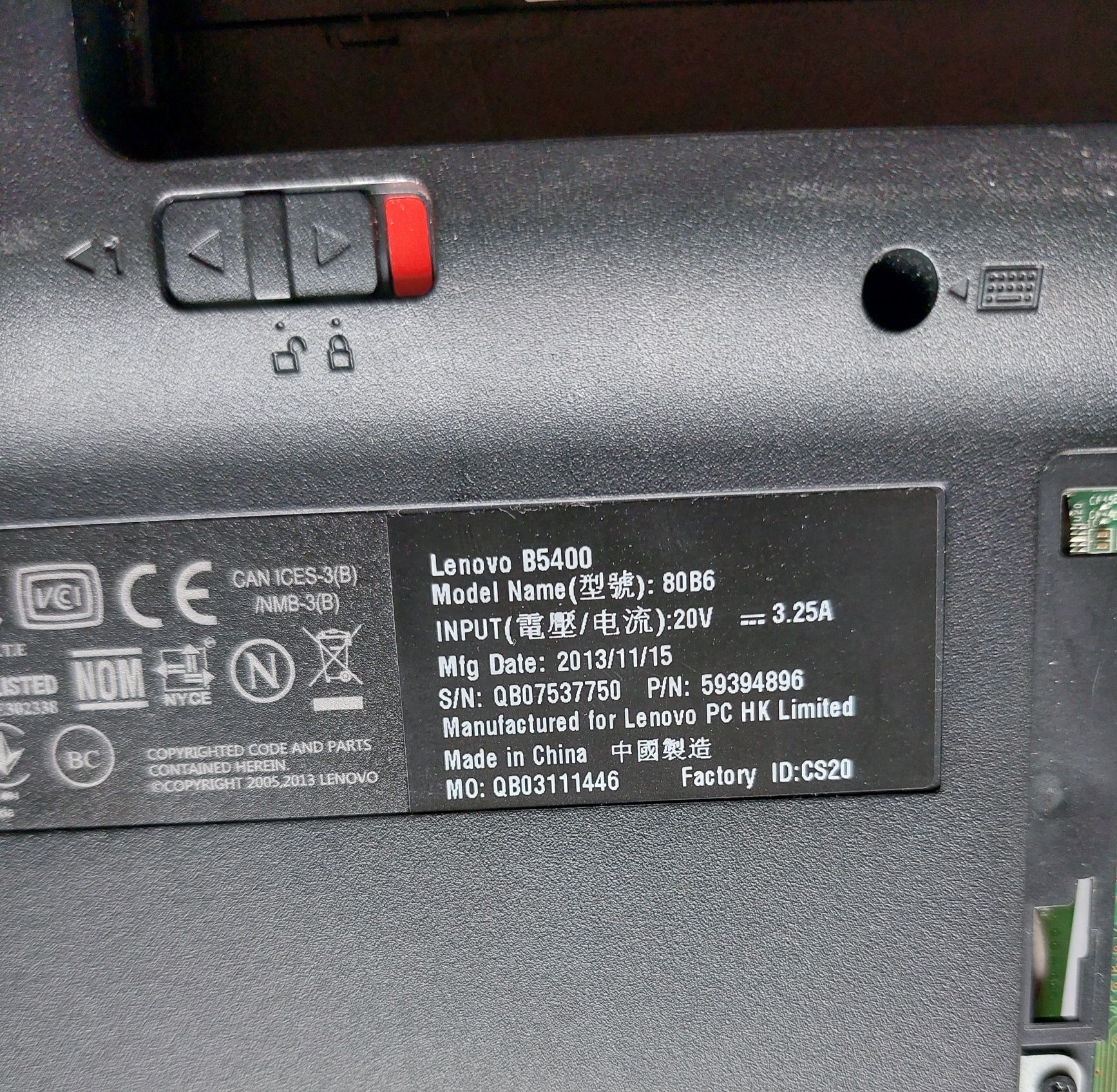 Ноутбук Lenovo 15.6/i3 4gen/8gb/ssd/гарний стан
