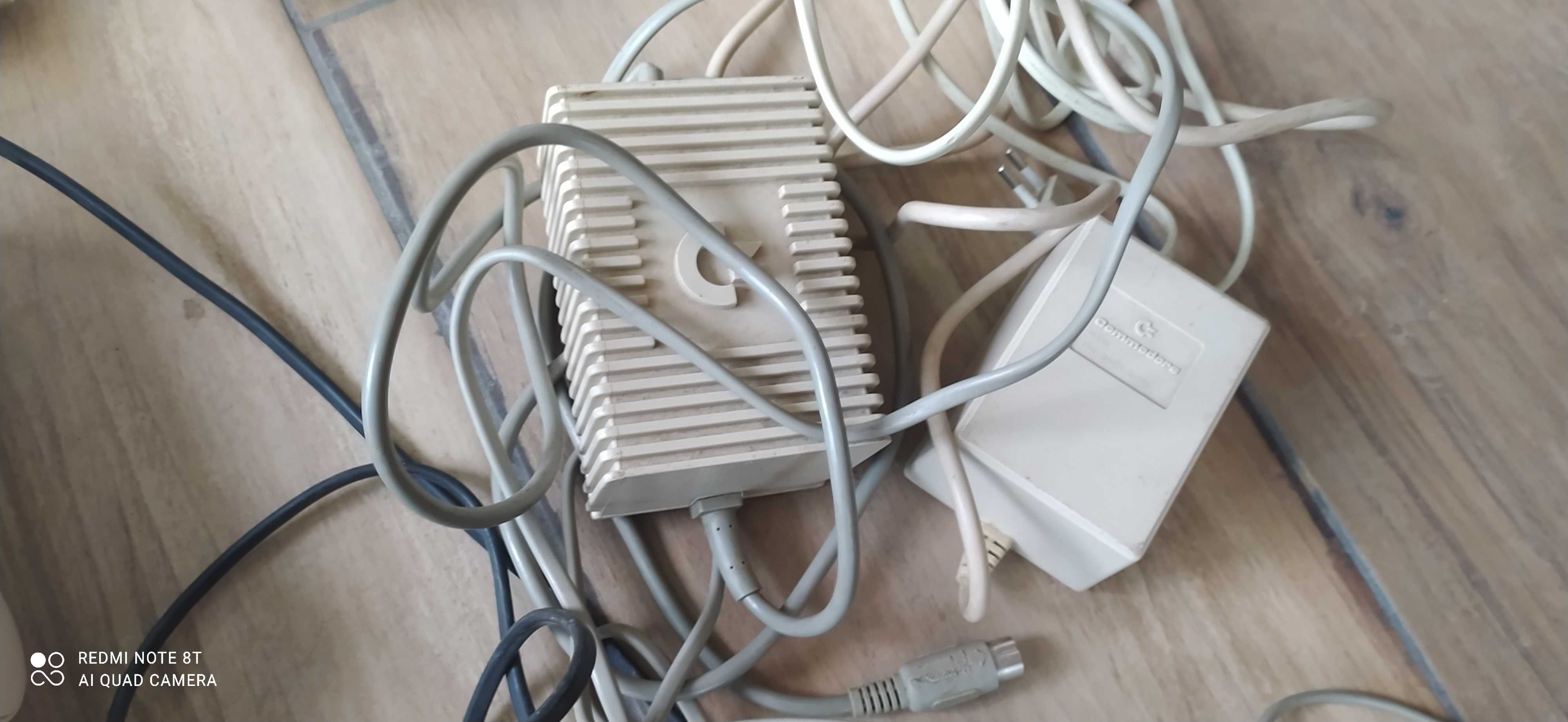 Commodore C64 C zestaw stacja dyskietek drukarka Seikosha SP-180VC