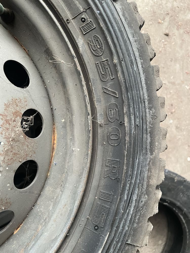 Pneus fedima 195 60 R15