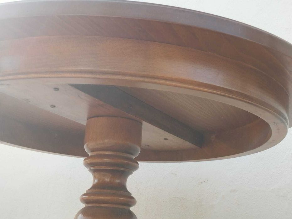 Mesa Pequena Redonda